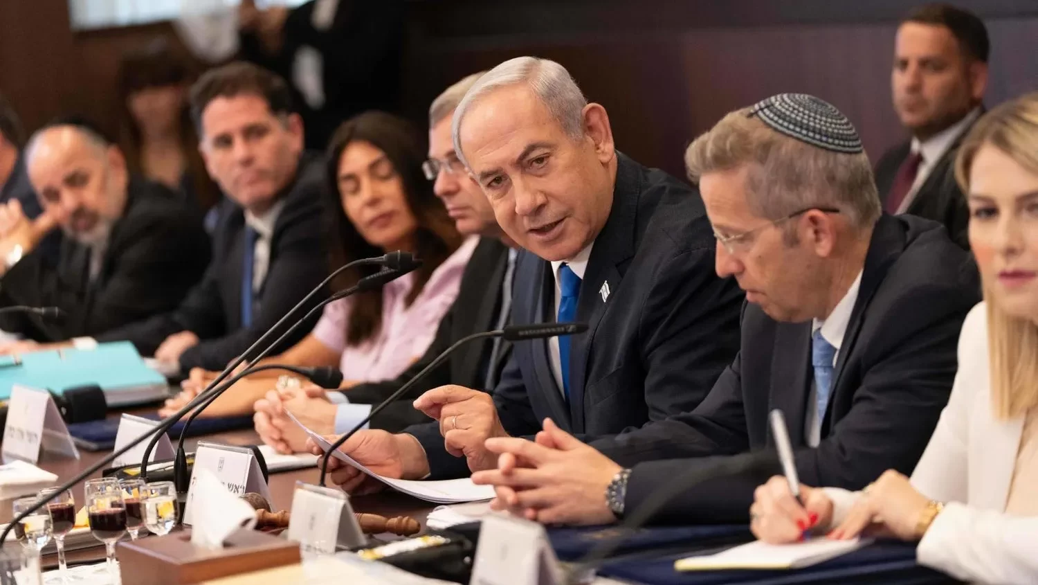 مصدر إسرائيلي مطلع على المفاوضات: المشكلة ليست في حماس بل في "إسرائيل"