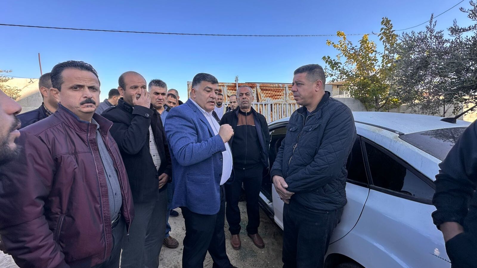 محافظ نابلس يستنكر اعتداءات المستوطنين في بلدتي بيت فوريك وحوارة ويدعو لتوفير الحماية الدولية لشعبنا