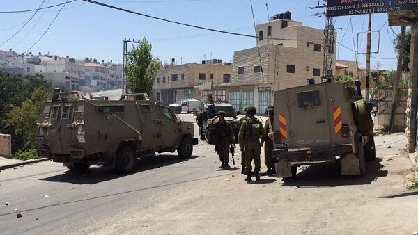 الاحتلال يعتدي على شاب في مادما جنوب نابلس