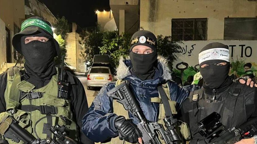 المقاومة في جنين تعلن برنامجًا احتجاجيًا لكسر الحصار ورفض "العملية الأمنية"