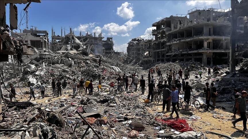 32 شهيداً خلال 24 ساعة وارتفاع حصيلة العدوان إلى 45,259