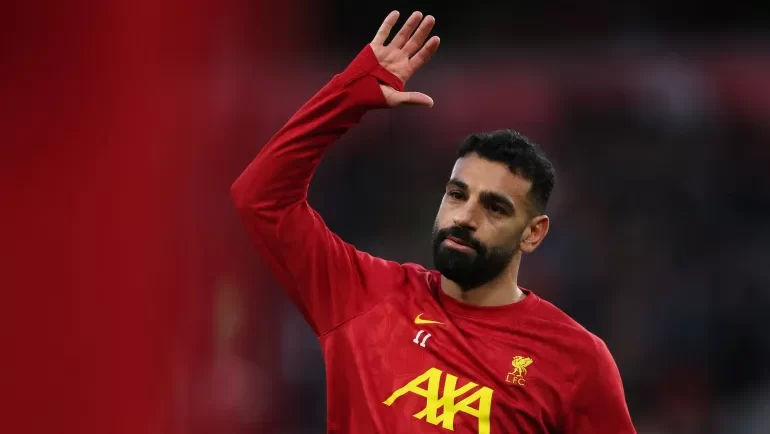 تقارير إعلامية: مفاوضات بين سان جيرمان وصلاح