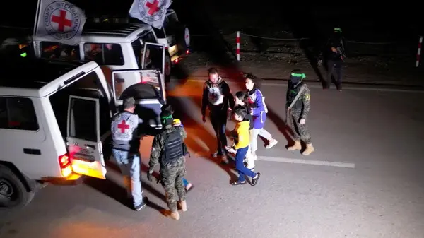 هيئة الأسرى ونادي الأسير يستعرضان أبرز عمليات تبادل الأسرى مع الاحتلال الاسرائيلي