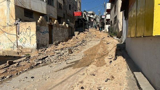 بعد انسحاب قوات الاحتلال.. تشييع جثمان الشهيد سليمان قطيشات في طمون