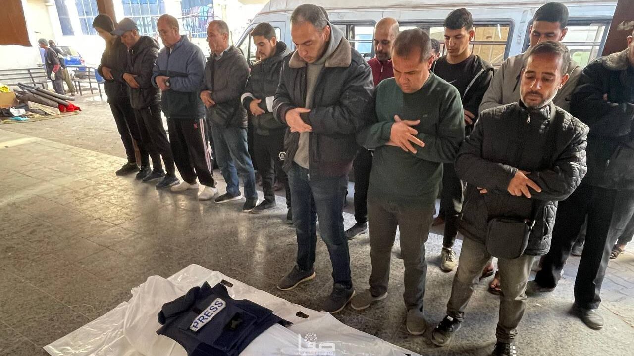 المكتب الإعلامي الحكومي: ارتفاع عدد الشهداء الصحافيين بغزة إلى 204