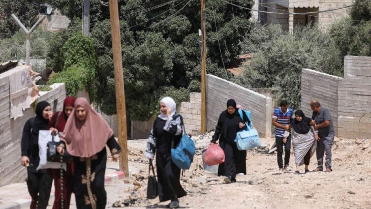 لليوم الثاني على التوالي: الاحتلال يجبر عائلات في مخيم جنين على النزوح