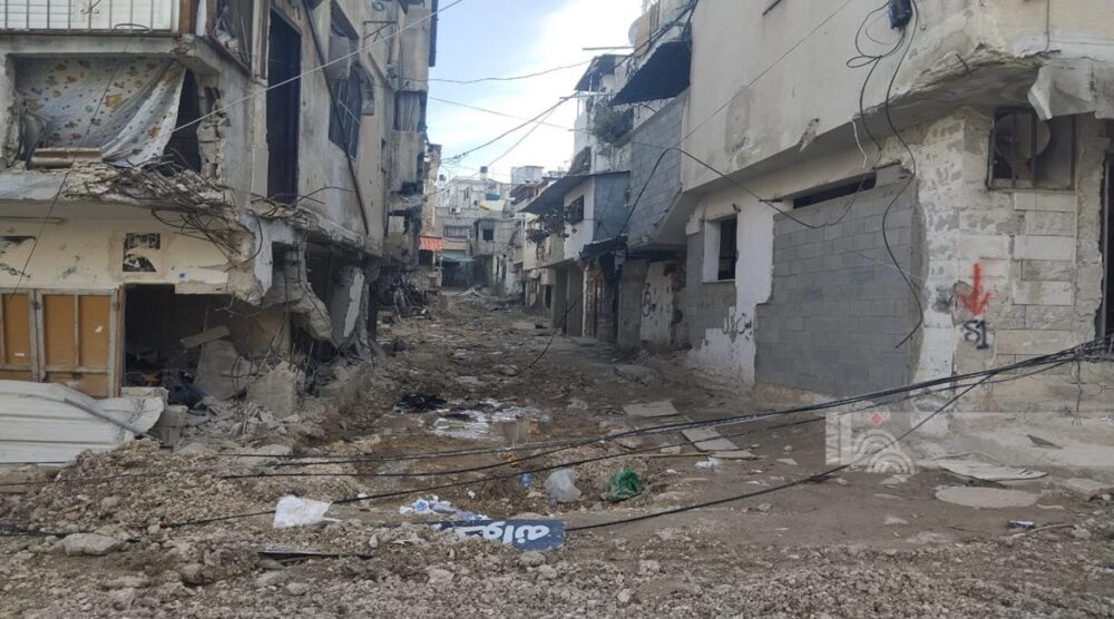 الاحتلال ينسحب من طولكرم مُخلّفاً دماراً واسعاً في البنية التحتية