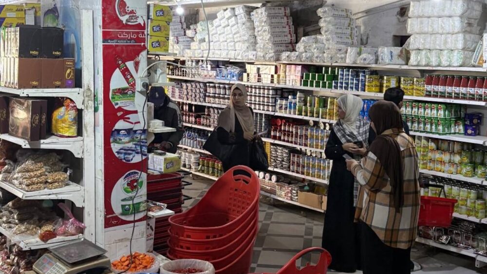 الإحصاء الفلسطيني: انخفاض مؤشر أسعار المستهلك في غزة بمقدر 53%، وارتفاعه في الضفة الغربية والقدس