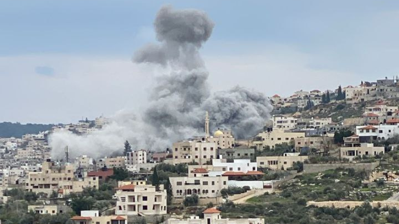 قوات الاحتلال تفجر منزل الشهيد نضال العامر بمخيم جنين