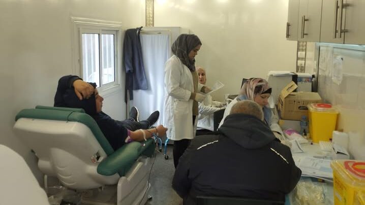 1000 وحدة دم تبرع بها المواطنون في المحافظات الشمالية لأبناء شعبنا في المحافظات الجنوبية