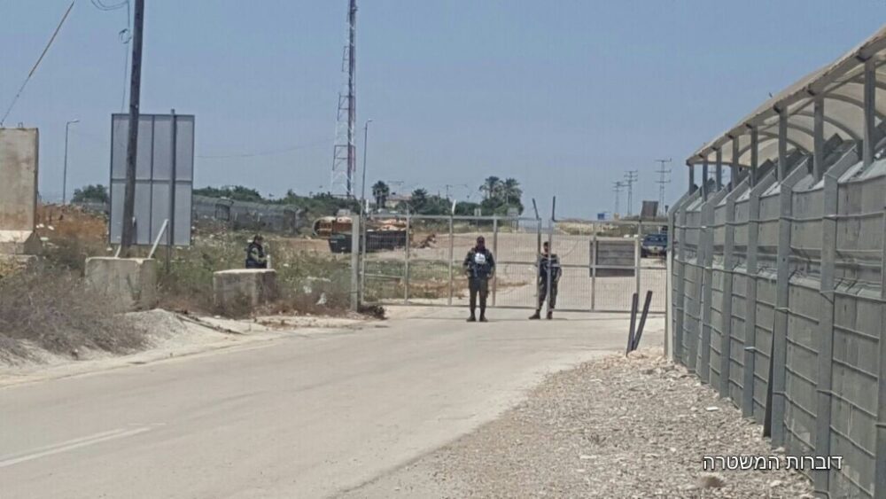 الاحتلال يعتقل شابا من عقابا شمال طوباس