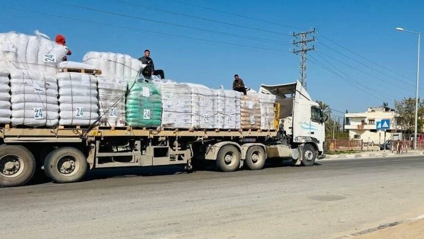 الاحتلال يواصل منع إدخال المساعدات إلى غزة لليوم الرابع