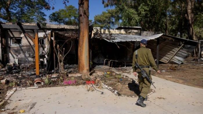 "إسرائيل" تقدم 22 لائحة اتهام ضد مقاتلي "النخبة" المشاركين في معركة "نير عوز" في 7 أكتوبر 2023