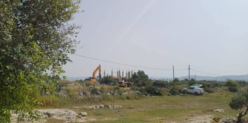 الاحتلال يهدم منزلاً في بلدة فرعون جنوب طولكرم