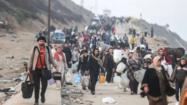 المكتب الإعلامي الحكومي يحذر من شائعات بشأن الهجرة من قطاع غزة