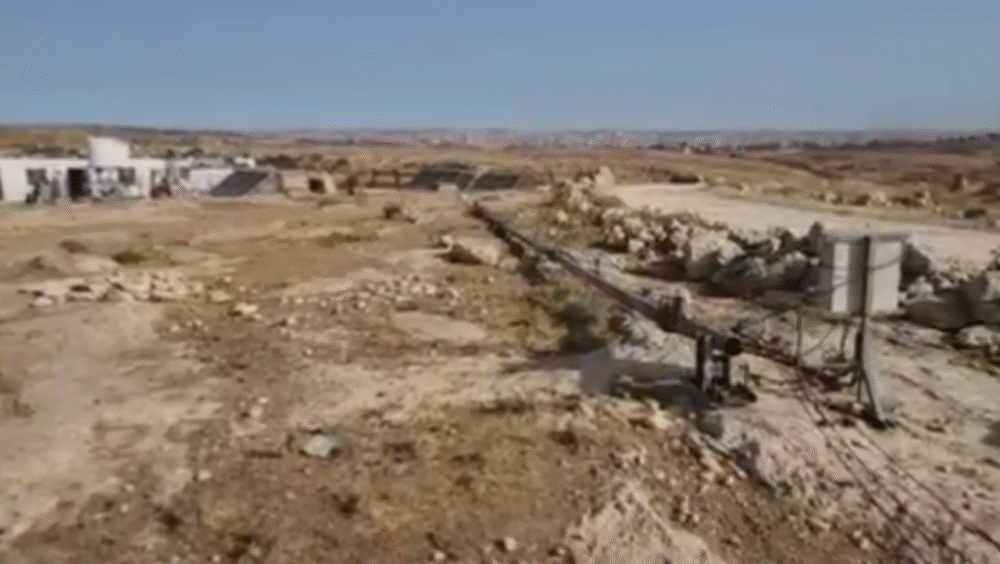 مستوطنون يحطمون مولدات الطاقة بمسافر يطا