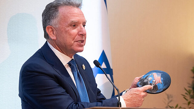 المبعوث الأميركي ويتكوف تواصل مع الجندي ألكسندر قبل عودته من غزة