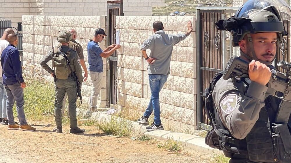 الاحتلال يهدم منزلاً في مدينة نابلس