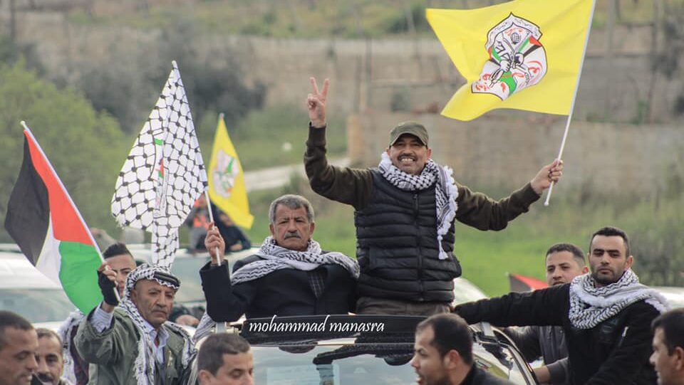 الاحتلال يعتقل أسيرًا محررًا من بلدة بني نعيم