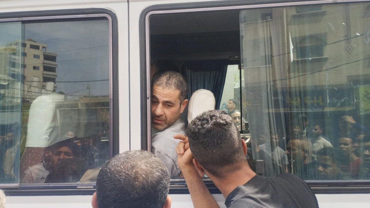 الاحتلال يفرج عن 9 أسرى من قطاع غزة