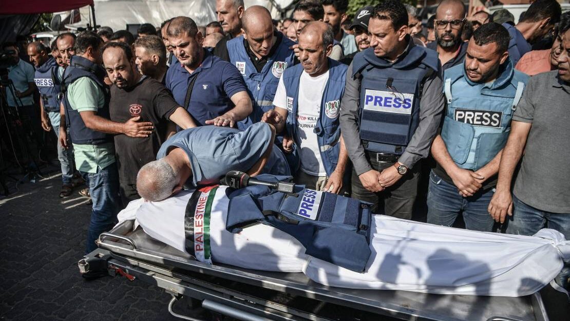 جريمة إبادة ... الاحتلال يقتل 5 صحفيين خلال يومٍ واحد