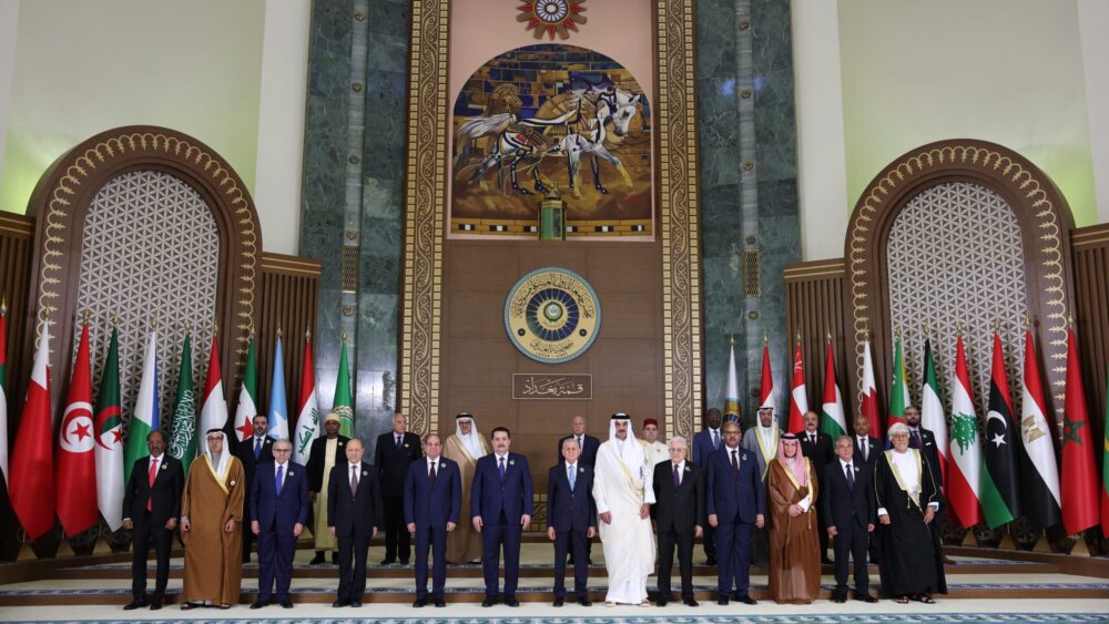 بمشاركة الرئيس: انطلاق أعمال القمة العربية في بغداد