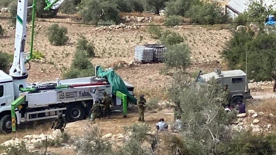 الاحتلال يستولي على مضخة إسمنت في يعبد جنوب جنين