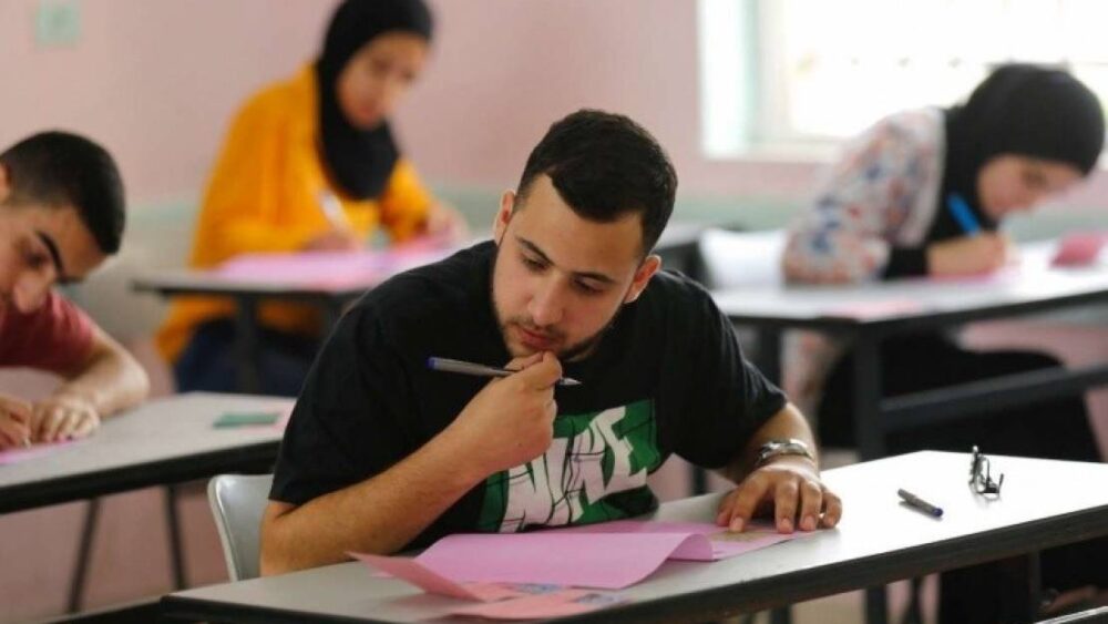 في رسالة تحد في وجه العدوان المستمر: طولكرم وجنين تستعدان لامتحان الثانوية العامة