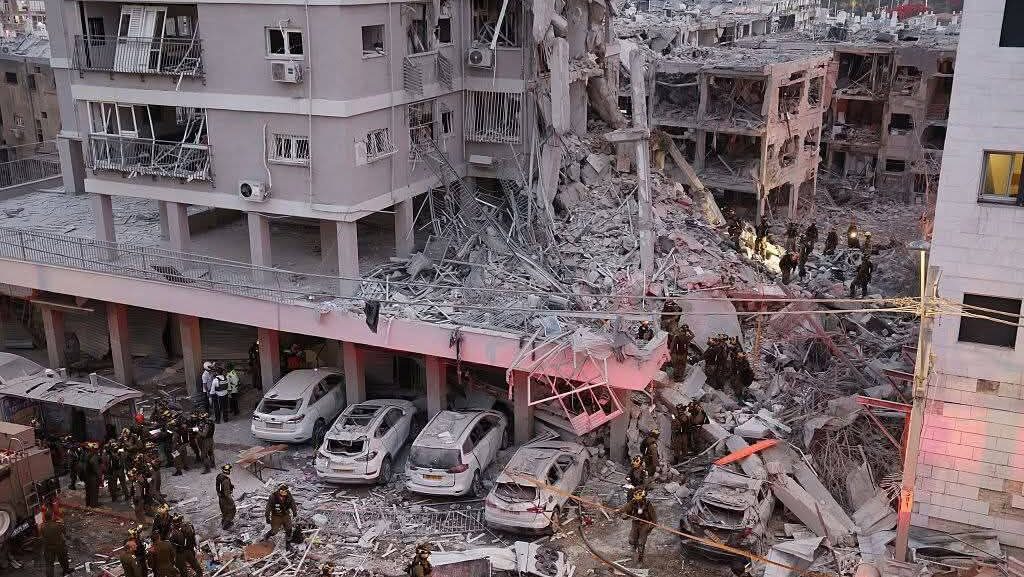 6 قتلى و240 مصاباً بالصواريخ الإيرانية في الأراضي الفلسطينية المحتلة