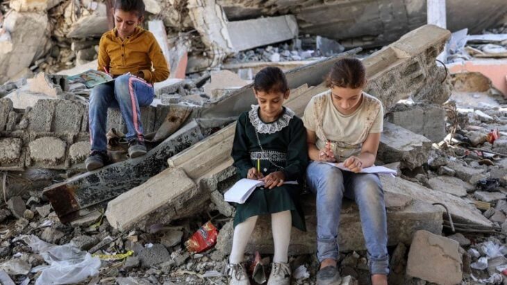 "التربية": 16.802 طالب استشهدوا منذ 7 أكتوبر 2023 وطلبة قطاع غزة يحرمون من امتحان الثانوية العامة