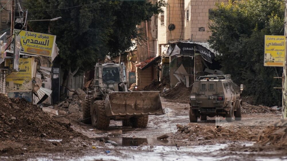 الاحتلال يشن حملة اعتقالات ويواصل هدم المنازل في اليوم الـ141 من عدوانه على مدينة طولكرم ومخيميها