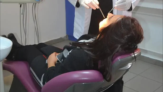 كيس اللثة يستلزم استشارة الطبيب فورا