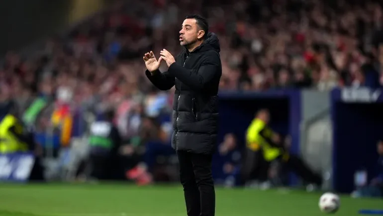 تشافي تحت رادار الأهلي السعودي