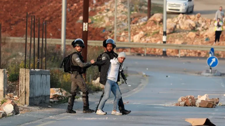 مؤسسات الأسرى: ارتفاع عدد الأسرى في سجون الاحتلال إلى نحو 10,800