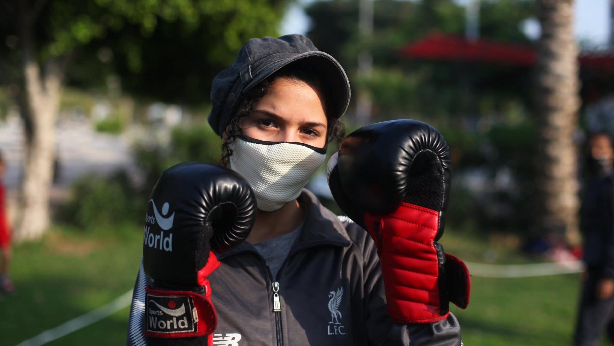 اللجنة الأولمبية: اللاعبان مصطفى أبو عميرة وملاك مصلح استُشهدا في مجزرة استهداف مقهى على شاطئ غزة