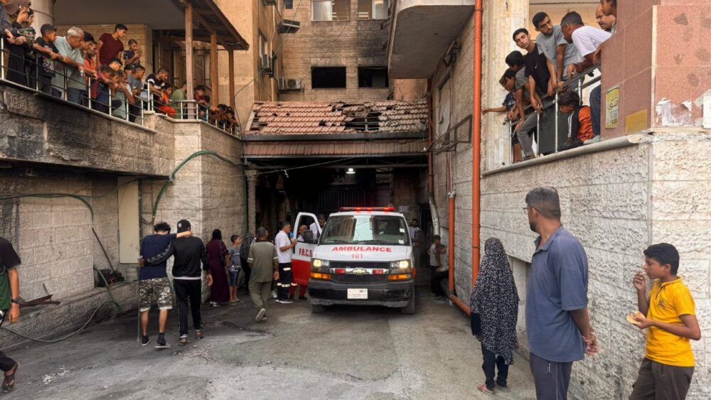 شهيدان ومصابون في تجدد قصف الاحتلال لمدينة غزة