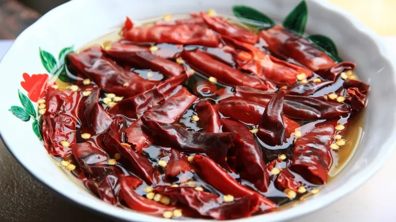 الفلفل الحار يحرق الدهون ويطيل العمر الصحي.. متى يعتاد لسانك على حرارته؟