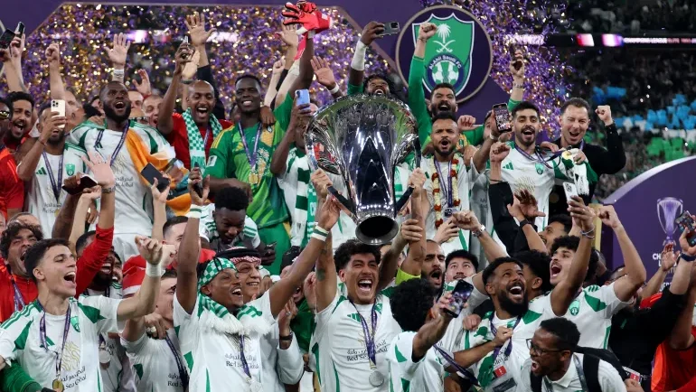 الأهلي يشارك بديلا للهلال في كأس السوبر السعودية