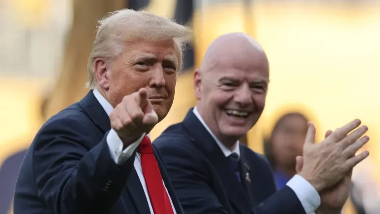 الجماهير تقابل ترامب بصيحات الاستهجان في نهائي كأس العالم للأندية