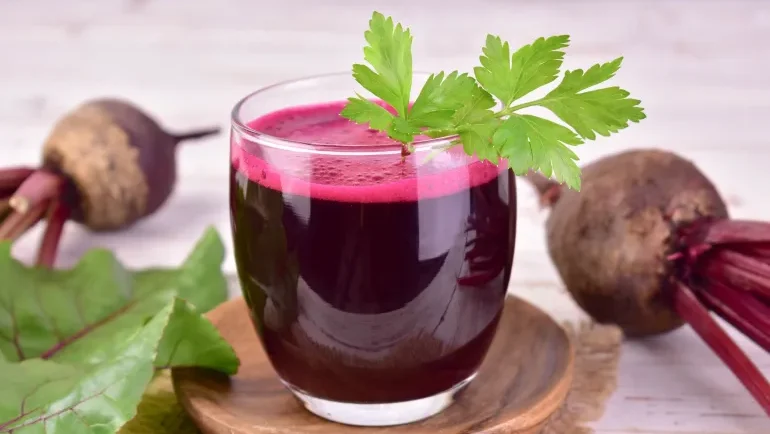 عصير الشمندر يخفض ضغط الدم لدى كبار السن
