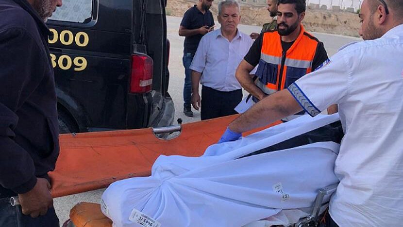 تشييع جثمان الشهيد عودة الهذالين في مسافر يطا جنوب الخليل