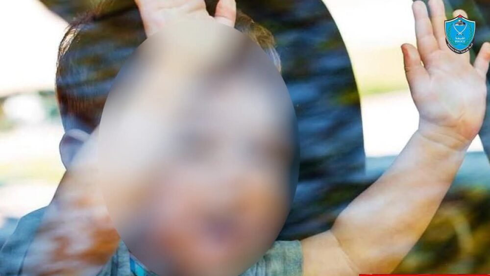 الشرطة: إنقاذ أطفال تركوا داخل مركبة مغلقة في نابلس