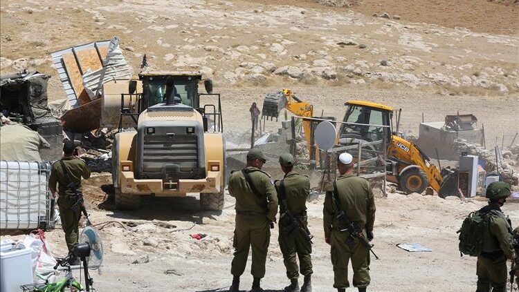 الاحتلال يداهم خيام المواطنين في خربة ابزيق شمال طوباس