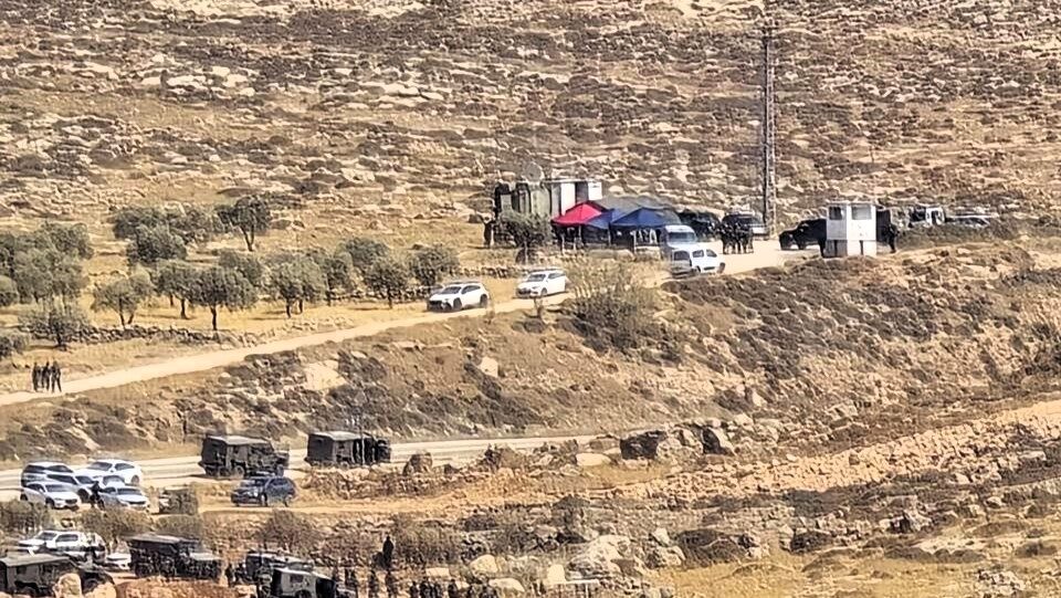 الاحتلال يواصل عدوانه على قرية المغير