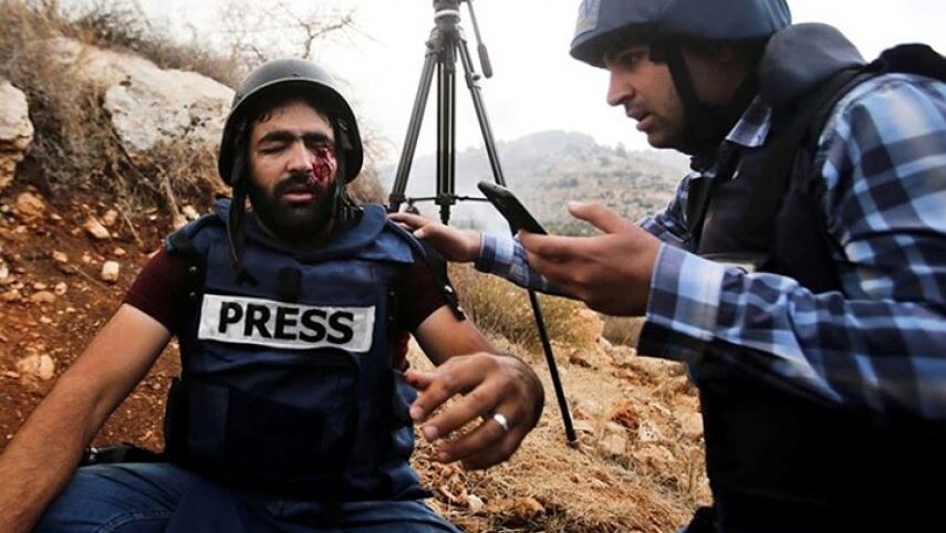 قوات اسرائيلية خاصة تعتقل الصحفي معاذ عمارنة قرب بيت لحم