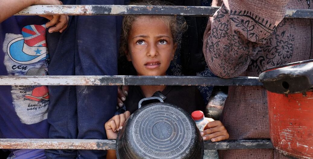 الأمم المتحدة: الاحتلال قتل 105 فلسطينيين خلال يومين أثناء بحثهم عن الغذاء