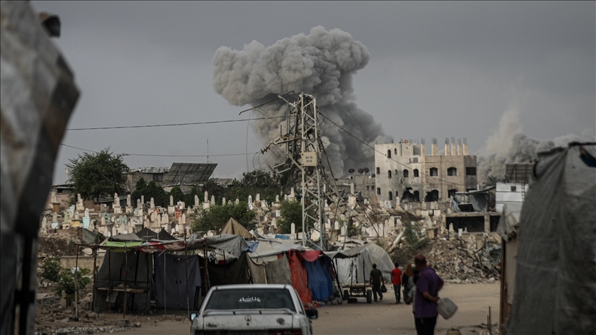 أطلقت البوارج الحربية الإسرائيلية