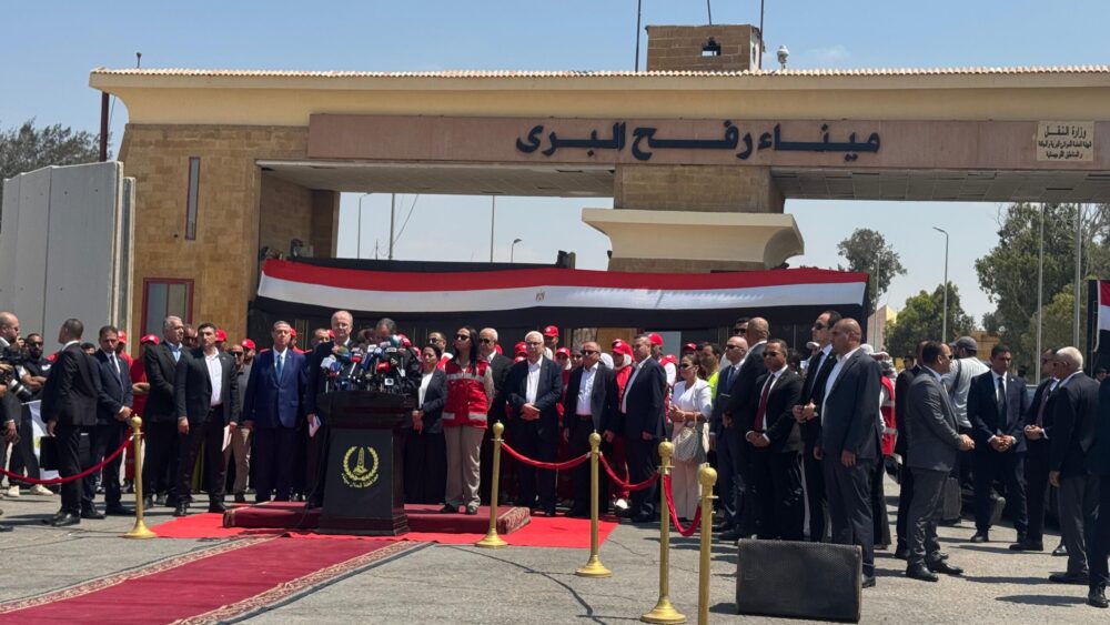 من معبر رفح.. مصطفى: جاهزون لإدارة شؤون غزة وإعادة الإعمار