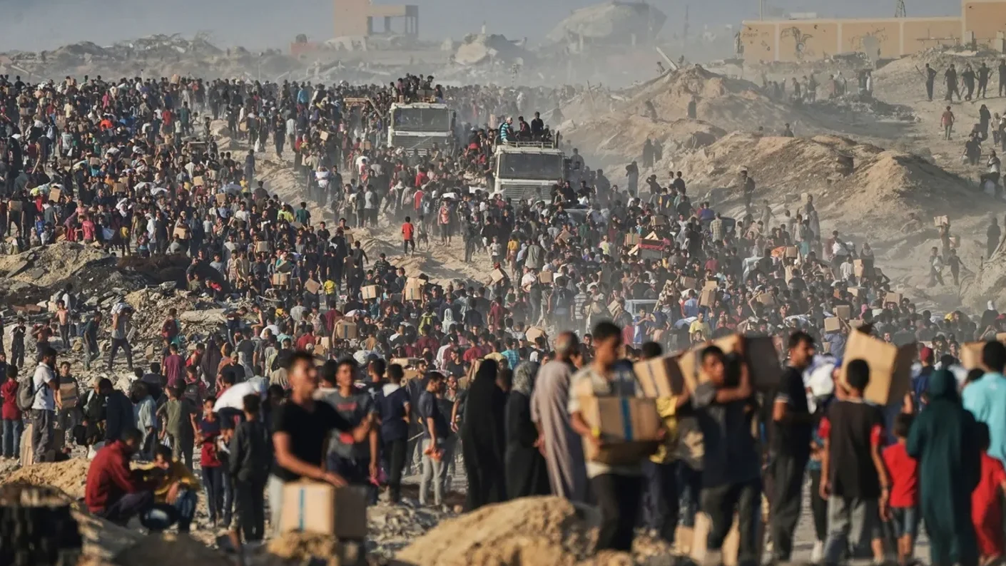 20 شهيداً بينهم 5 من منتظري المساعدات في قصف ونيران الاحتلال بعدة مناطق في قطاع غزة