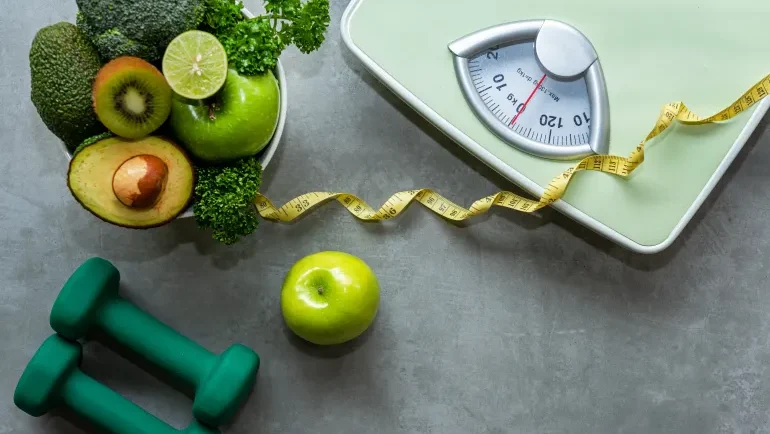 احذر.. هذه الأطعمة تُبطئ فقدانك للوزن وتقلل من فعالية الحميات الغذائية